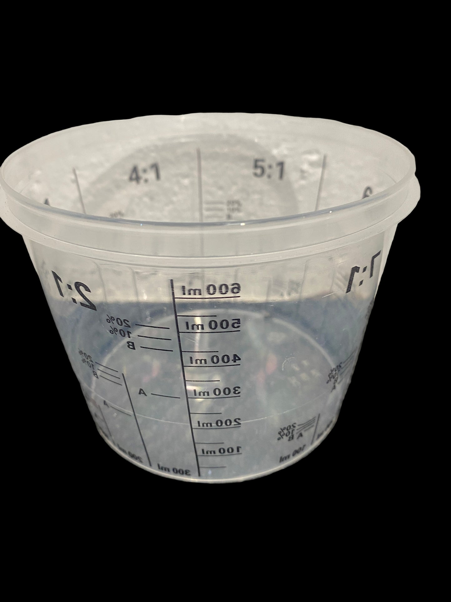 Plastic Mixing Cup 600ml | Crockers Paint & Wallpaper